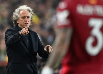 Ex-Flamengo, Jorge Jesus quer tirar Marlon Gomes do Vasco
