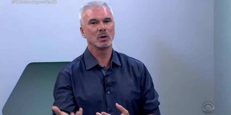 "Flamengo perdeu em tudo para o Vasco" Jornalista elogia Cruzmaltino