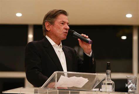 Jorge Salgado, presidente do Vasco, é convocado para esclarecer problemas no programa de sócios