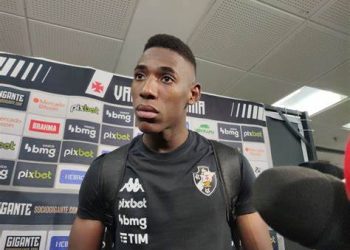 Léo fala sobre falha de Capasso na semifinal contra o Flamengo