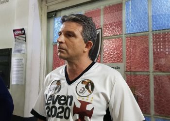 Leven Siano é ignorado pela SAF do Vasco