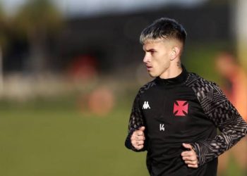 Orellano está fora do jogo contra o Flamengo