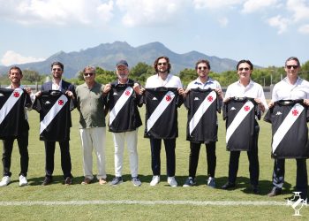 Vasco: Polêmicas envolvendo a 777 foram divulgadas antes da venda