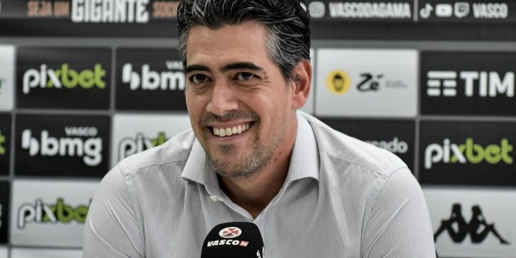 Vasco surpreende e anuncia pacotão de reforços visando o futuro
