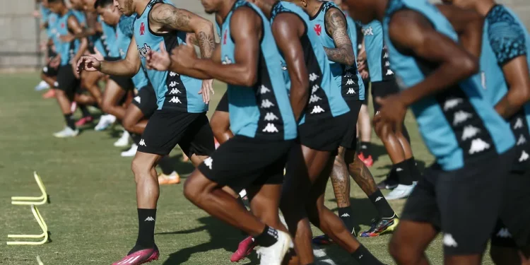 Vasco x Athletic-MG confira escalações, desfalques e transmissão