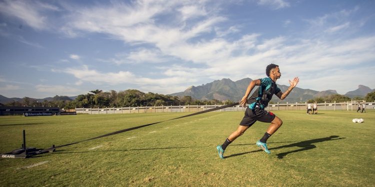 Notícia boa envolvendo retorno de Riquelme