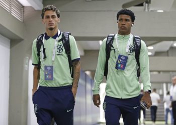 Andrey e Marlon Gomes são convocados e podem desfalcar o Vasco nas primeiras rodadas do Brasileirão