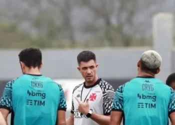 Vasco marca amistoso visando o Brasileirão; confira data, adversário e transmissão1