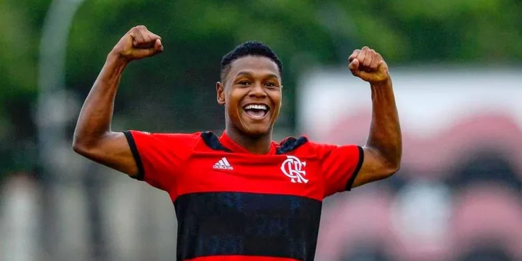 Viu isso? Jogador do Flamengo curte provocação de cria do Vasco e torcida fica revoltada