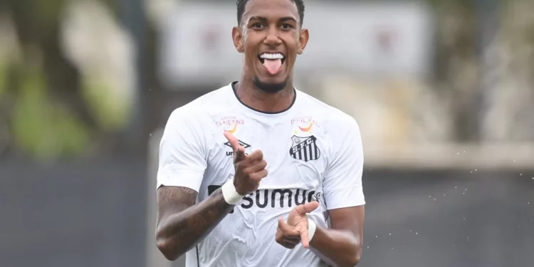 Perto do Vasco, Rwan Seco quase desistiu do futebol e trabalhou com o pai em obra