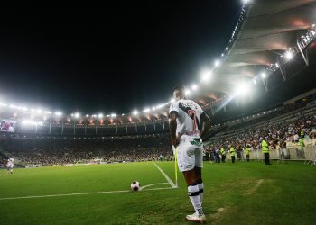 Vasco se diz pronto e emite nota para assumir gestão do Maracanã