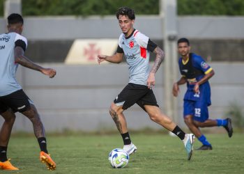 Vasco pode fazer mudança importante contra o Bahia