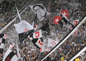 Como assistir ao vivo Vasco x Santos pelo Brasileirão