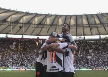 Acabou o problema? Jornalista aponta solução envolvendo disputa pelo Maracanã