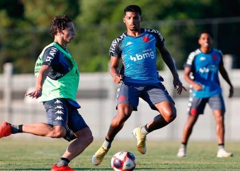 Clube anuncia jogador do Vasco