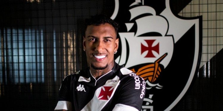 Confira como Rwan Cruz pode ajudar o Vasco