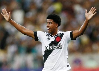 Confira os 3 jogadores mais valorizados do elenco do Vasco