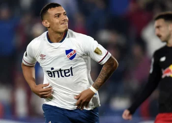 De peso! Bracks deixa vazar nomes de jogadores que o Vasco entrou em contato