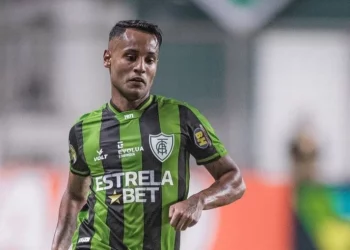 Dirigente do América-MG abre o jogo sobre possibilidade de Matheus Gonçalves jogar no Vasco