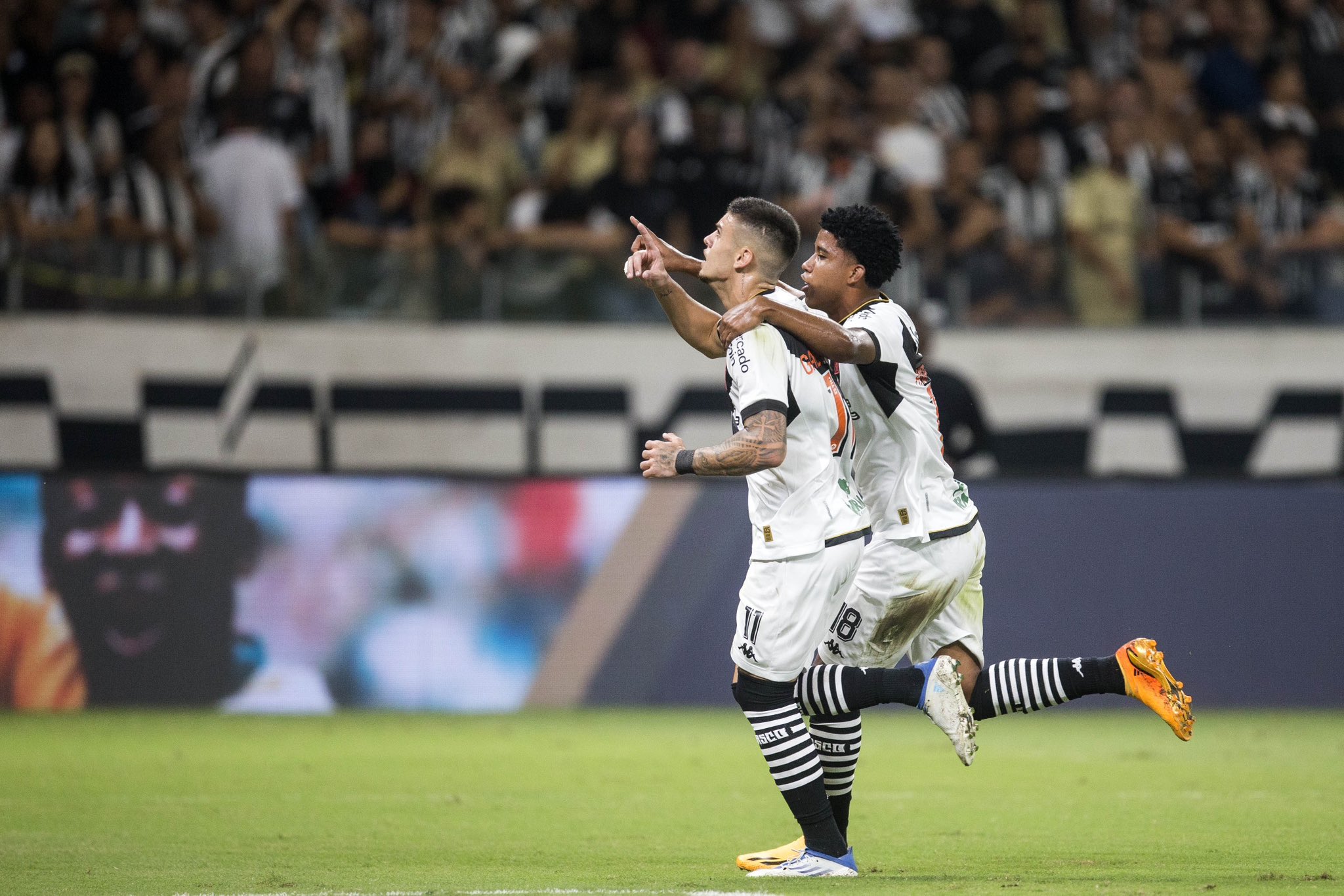 Ele jogou no Atlético-MG, ganhou o Campeonato Brasileiro, e agora pode  chegar no Vasco