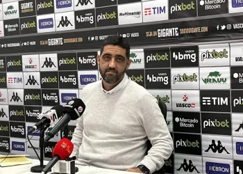 Inspiração em Real Madrid e Barcelona faz Vasco criar collab com vários clubes brasileiros