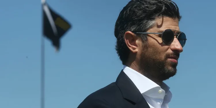 Josh Wander promete melhorias em São Januário