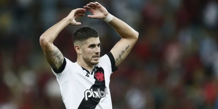 Pedro Raul lidera estatísticas ofensivas do Vasco