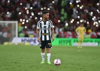 Revelado motivos que fizeram o Vasco contratar Gabriel Carabajal