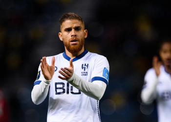 Sonho de consumo do Vasco pode ficar livre no mercado e anima torcida vascaína