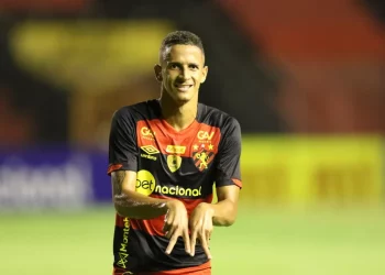 Tem vaga? Saiba quanto o Sport pede por Luciano Juba