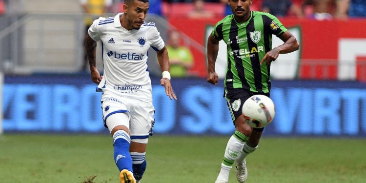 Vasco? Botafogo? Jogador de clube mineiro diz que vai fechar com time carioca