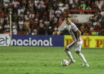 Vasco contrata jogador que foi tratado como "vilão" em seu ex-clube