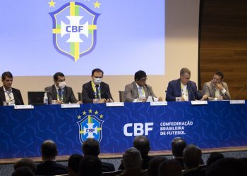 Vasco é pego de surpresa pela CBF
