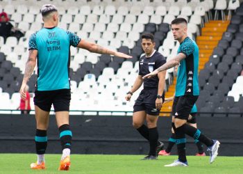 Vasco marca novo jogo-treino