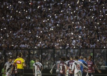 Vasco x Bahia Cruzmaltino quer viver energia inesquecível novamente nas arquibancadas