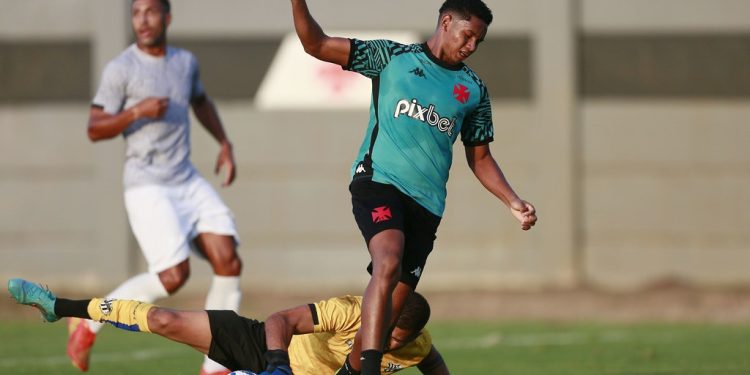 Vasco pensa em transmitir próximo jogo-treino