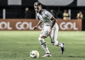 Gabriel Carabajal tem data prevista para chegar ao Vasco