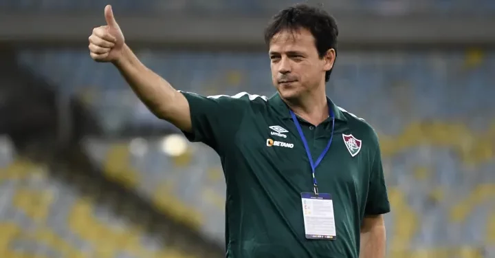 De olho no rival: Escalação do Fluminense contra o Vasco