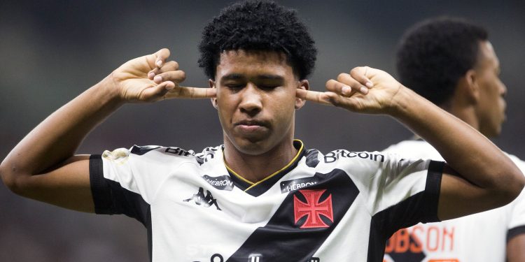 Advogado de Andrey chuta o balde contra o Vasco e afirma que vai entrar com ação na Justiça