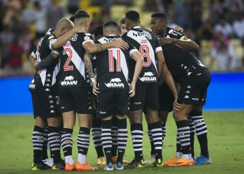 Vasco está com salários atrasados? Confira