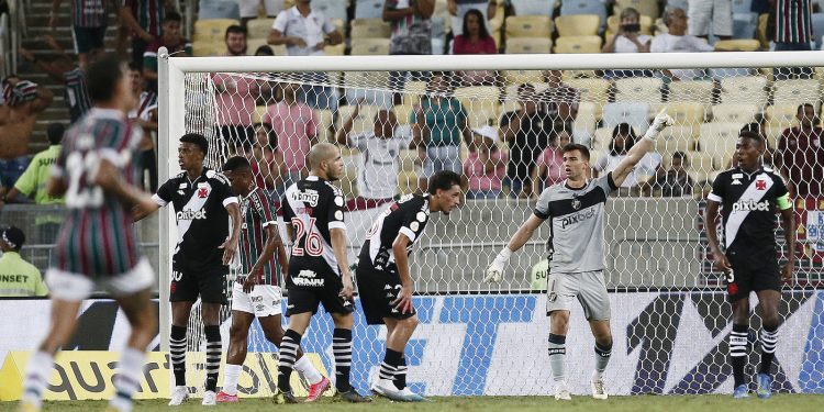 Próximo adversário do Vasco, Coritiba não vence há 10 jogos