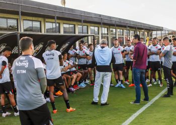 Bracks afirma: “Montamos 80% do elenco sim”