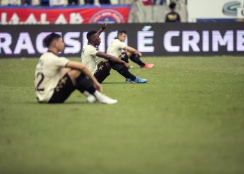 Fortaleza vence o Vasco por 2 a 0 no Brasileirão