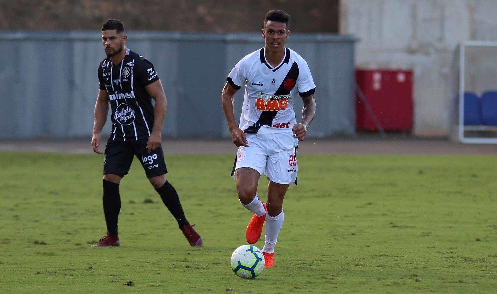 Ex-jogador do Vasco é banido do futebol em julgamento de esquema