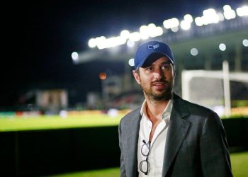 777 Partners, dona do Vasco, tem histórico de trocas de treinadores