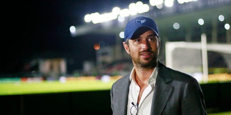 777 Partners, dona do Vasco, tem histórico de trocas de treinadores