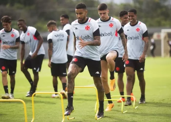 Atacante da Série A se inspira em jogador do Vasco para fazer sucesso