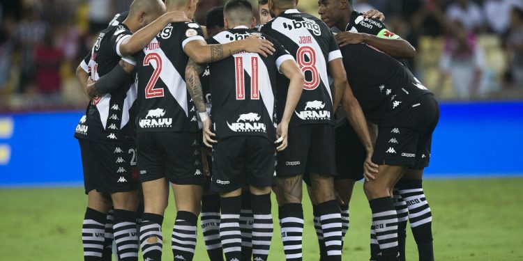 Como assistir ao vivo Coritiba x Vasco pelo Brasileirão
