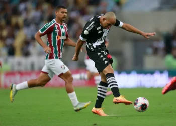 Confira a arbitragem de Fluminense x Vasco