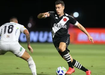 Convocação de Lucas Piton pode valorizar passe e colocar lateral na mira da Europa